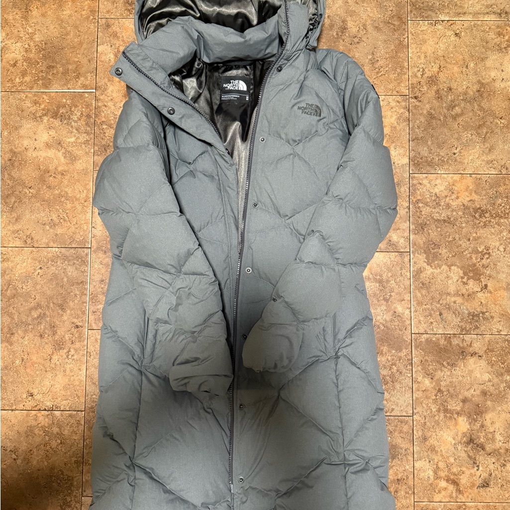 The North Face Women's Charcoal Puffer Jacket